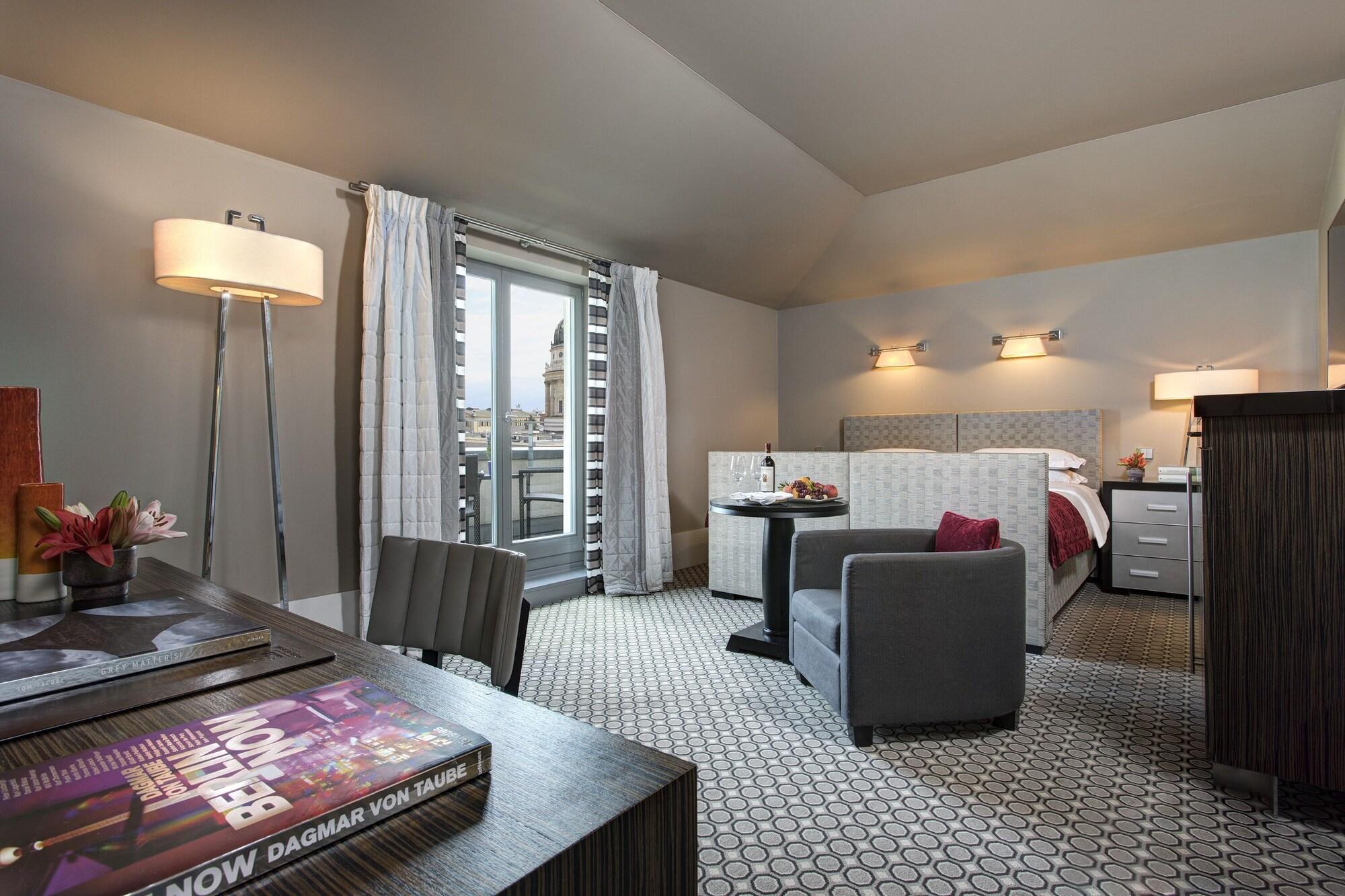 Rocco Forte Hotel De Rome Berlín Exterior foto
