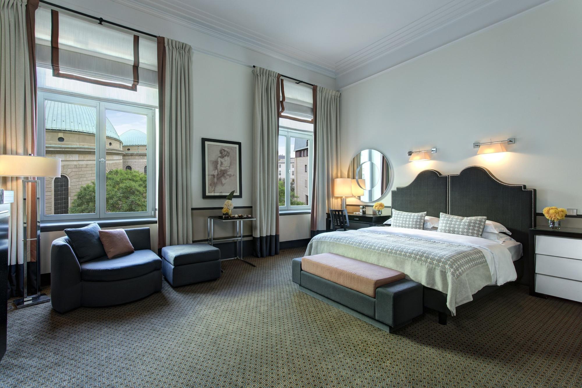 Rocco Forte Hotel De Rome Berlín Exterior foto